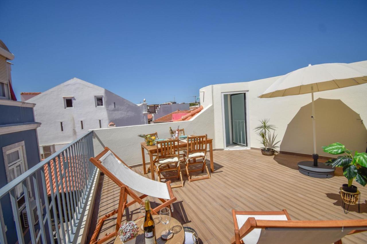 Central & Stylish 2 Bedroom Apartment W/ Balcony Cascais Extérieur photo