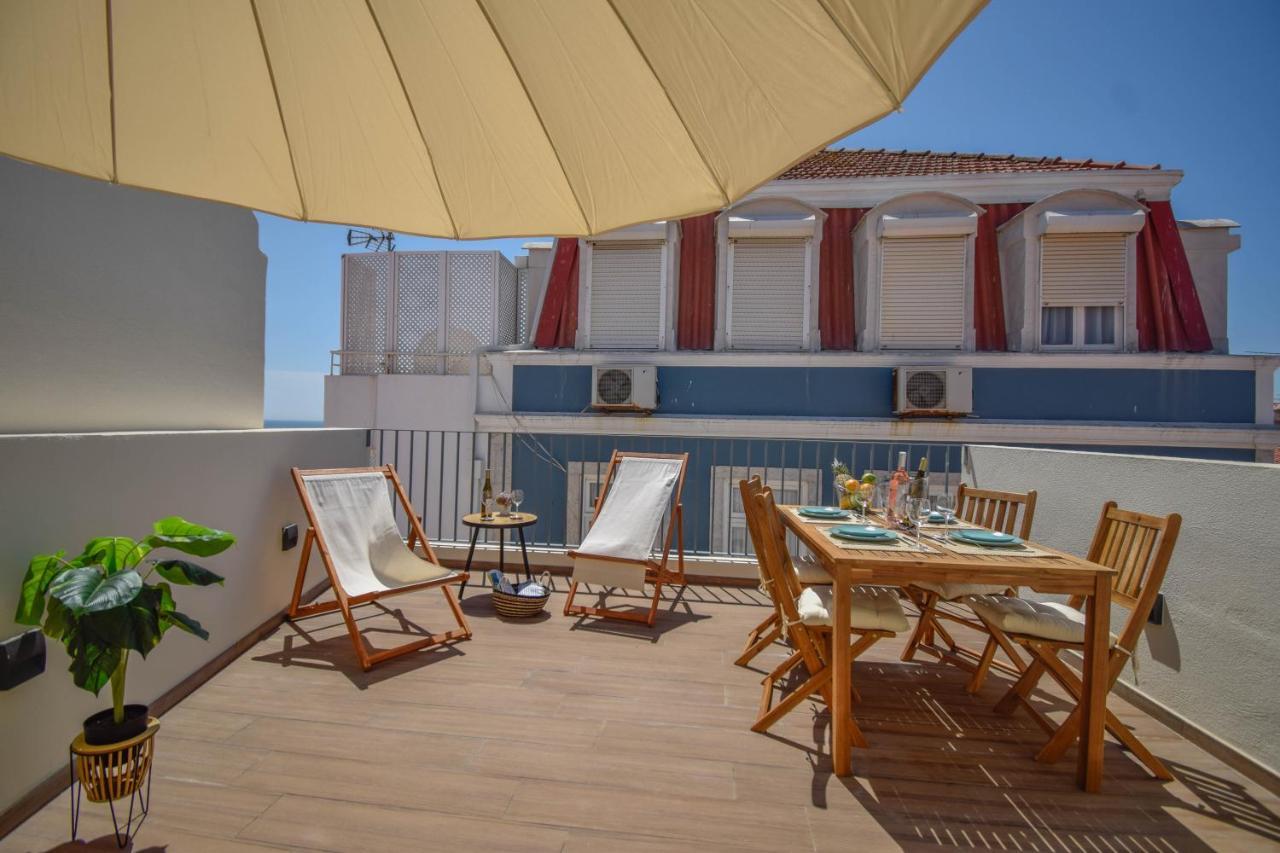 Central & Stylish 2 Bedroom Apartment W/ Balcony Cascais Extérieur photo