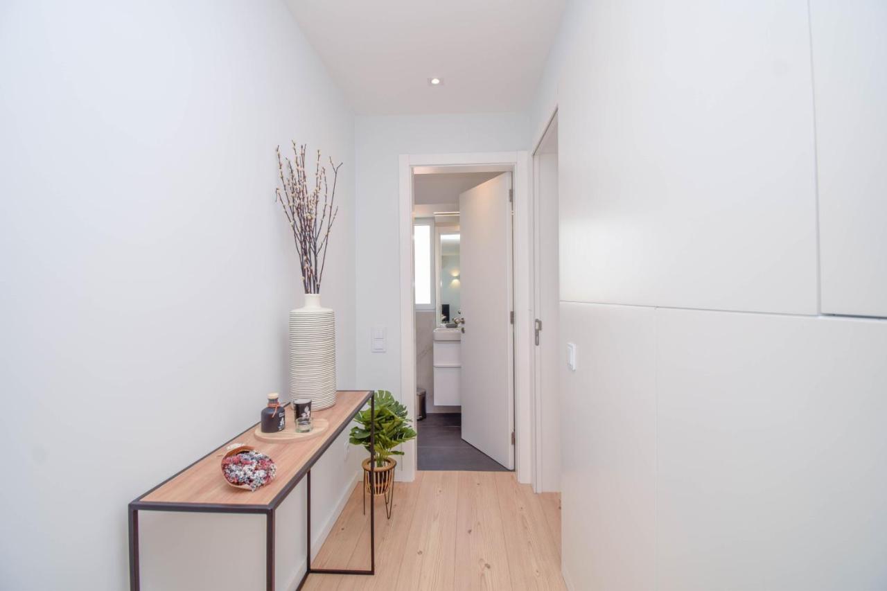 Central & Stylish 2 Bedroom Apartment W/ Balcony Cascais Extérieur photo